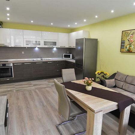 Apartment DENI Burgas Stad Buitenkant foto