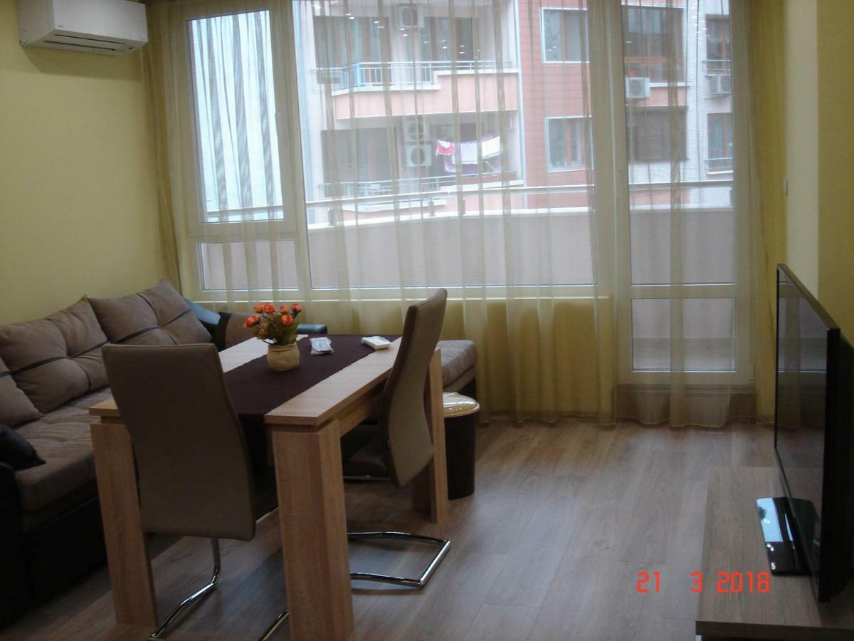 Apartment DENI Burgas Stad Buitenkant foto